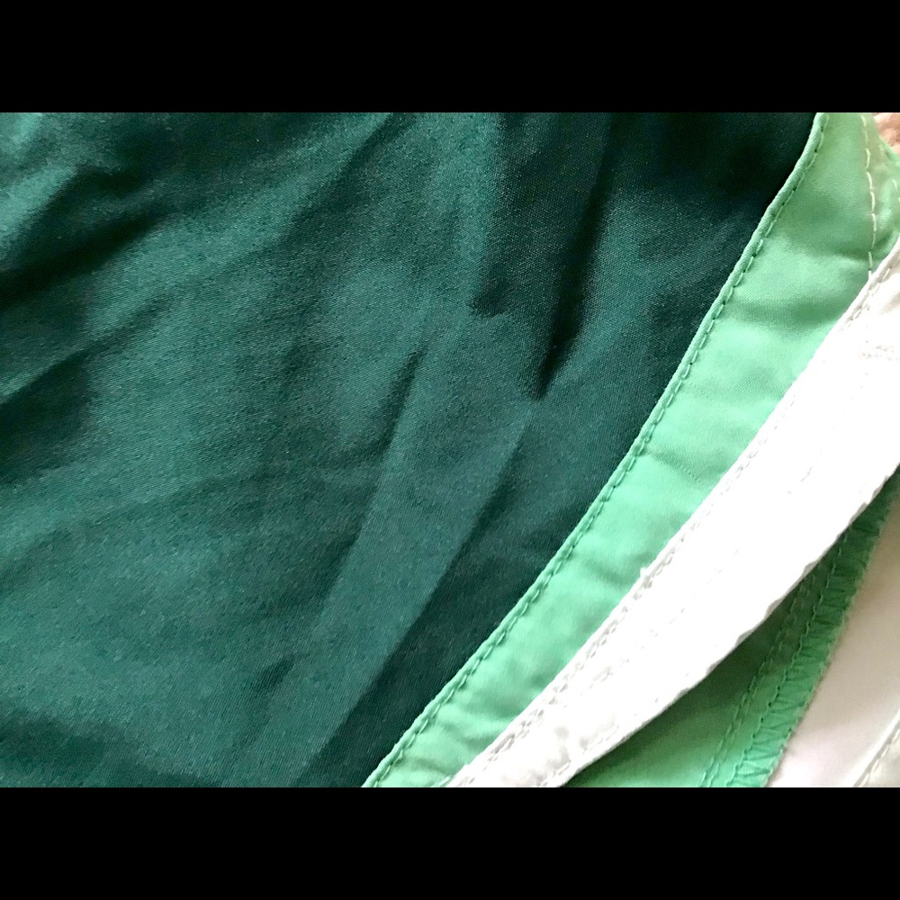 Hello 👋 - Picture 2 of 3